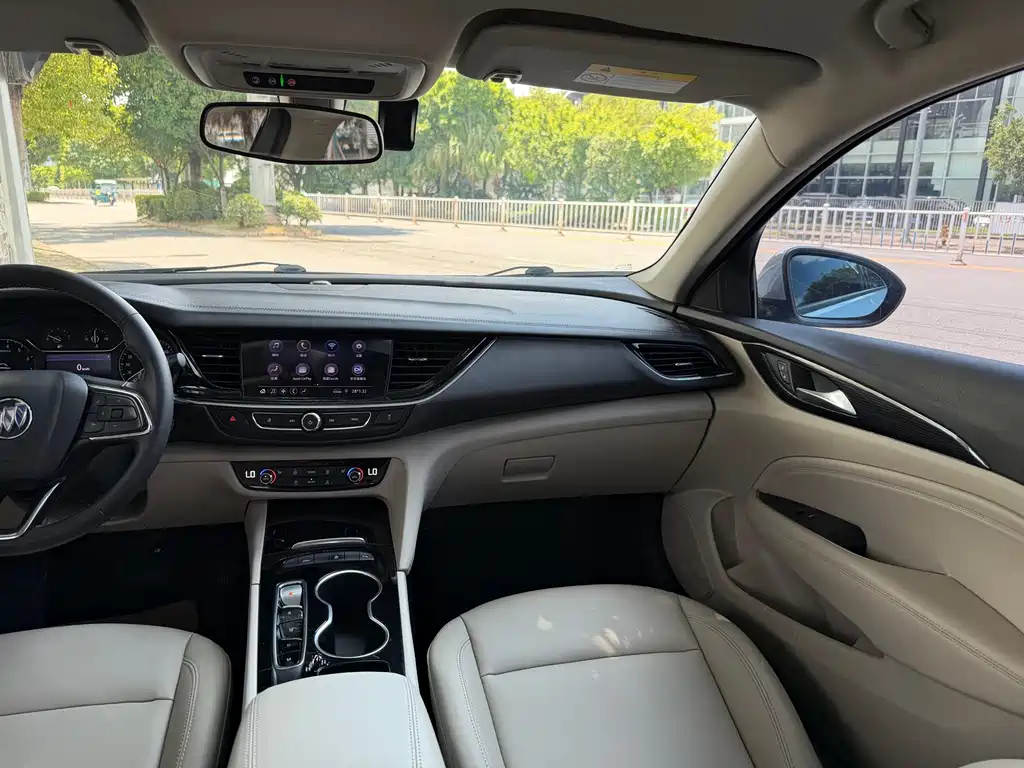 Buick Regal — фото 19