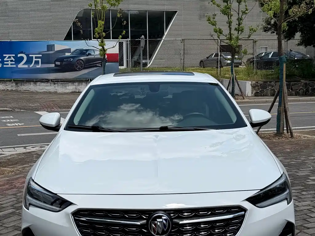 Buick Regal — фото 3