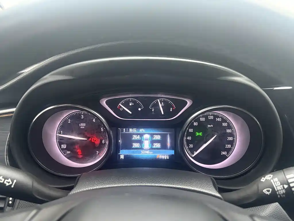 Buick Envision Plus — фото 14