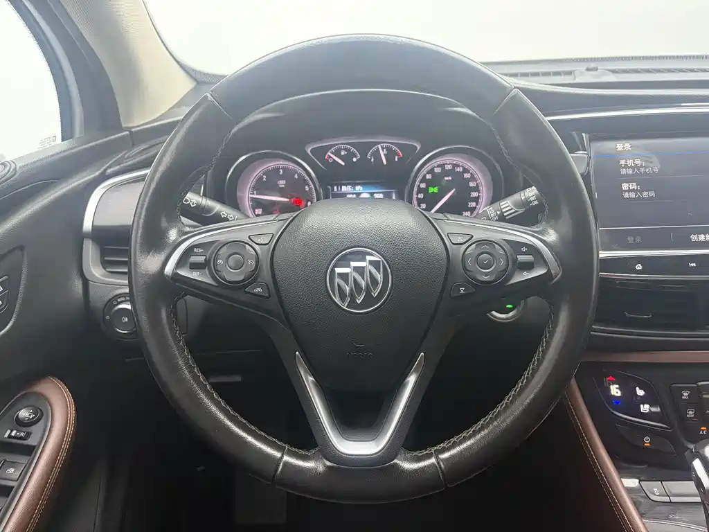 Buick Envision Plus — фото 15