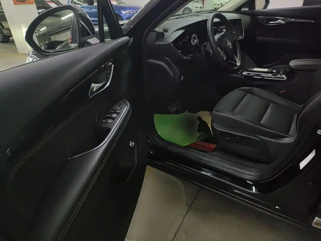 Buick Envision Plus — фото 16