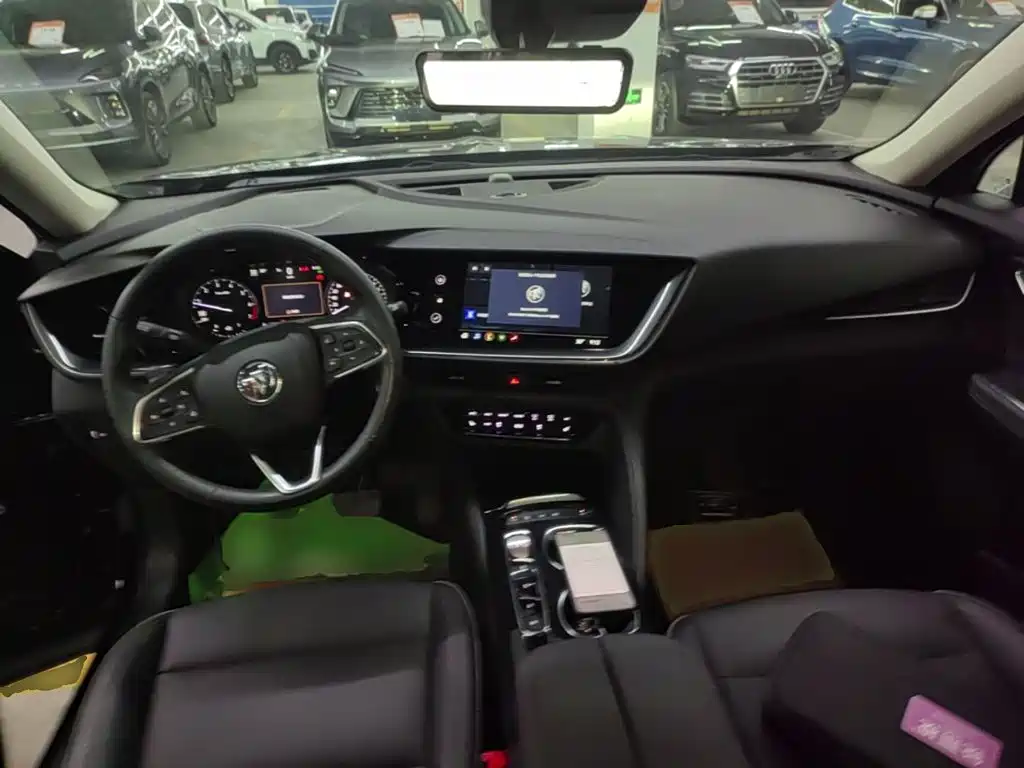 Buick Envision Plus — фото 10