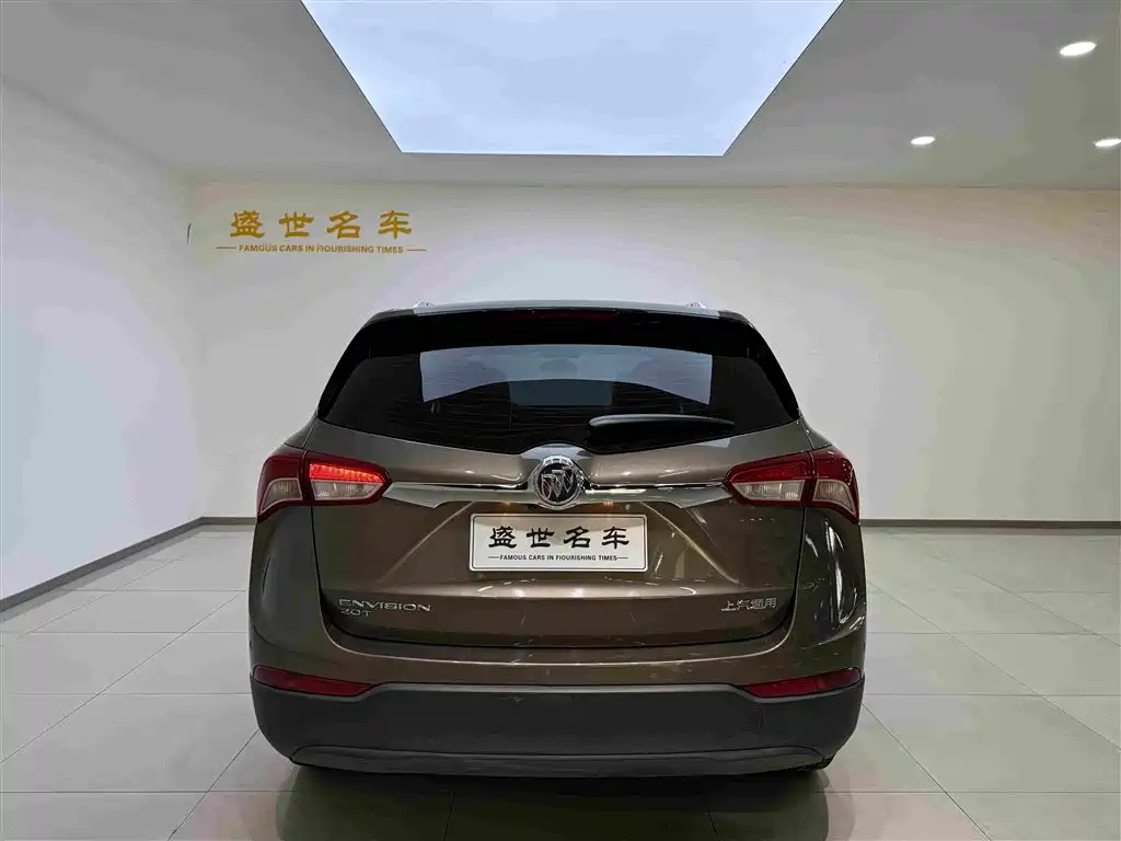 Buick Envision Plus — фото 18