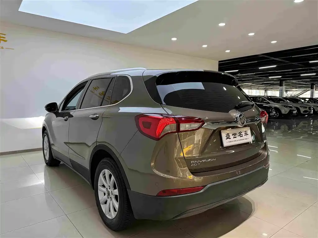 Buick Envision Plus — фото 19