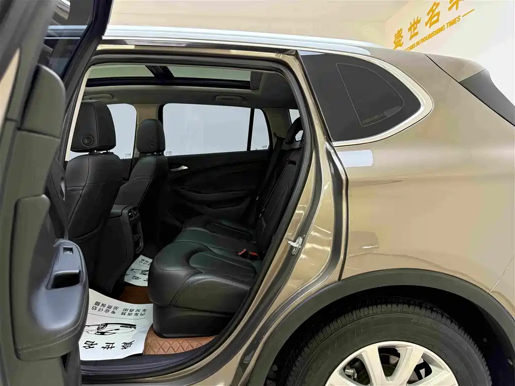 Buick Envision Plus — фото 6