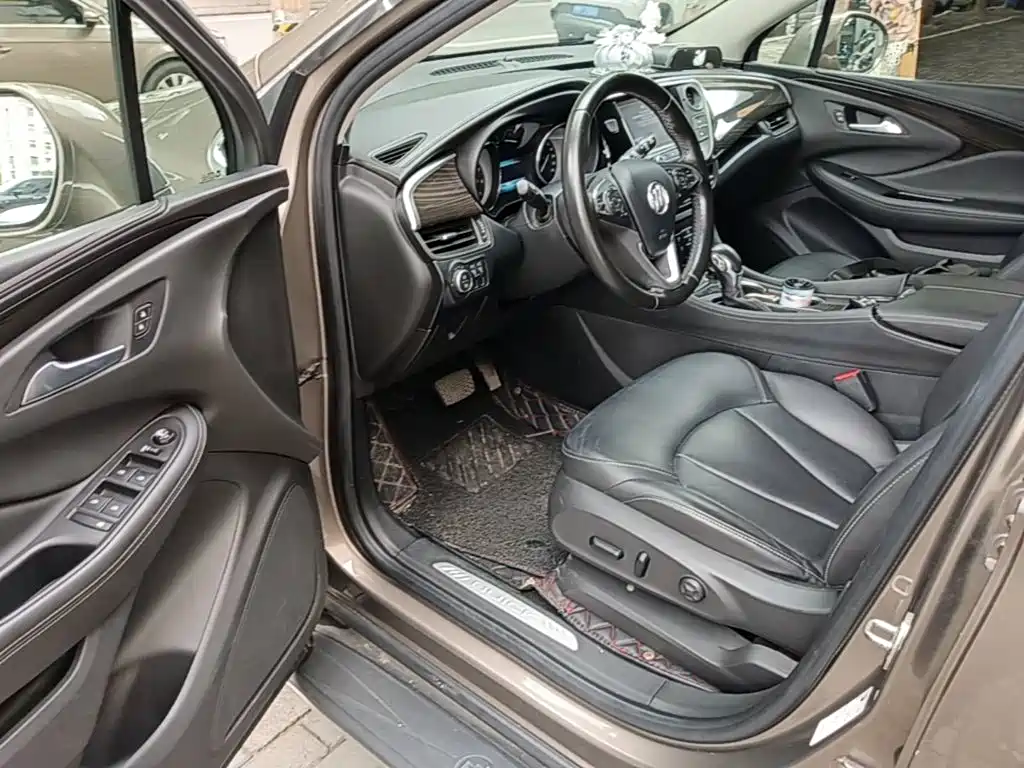 Buick Envision Plus — фото 16