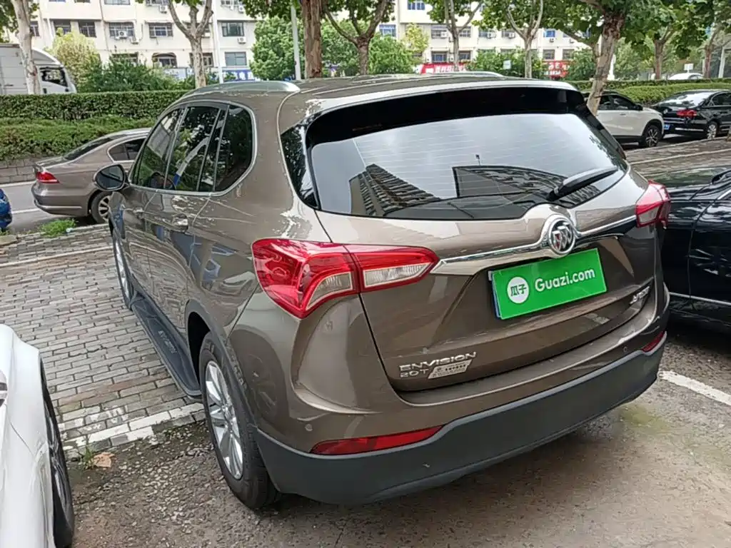 Buick Envision Plus — фото 5
