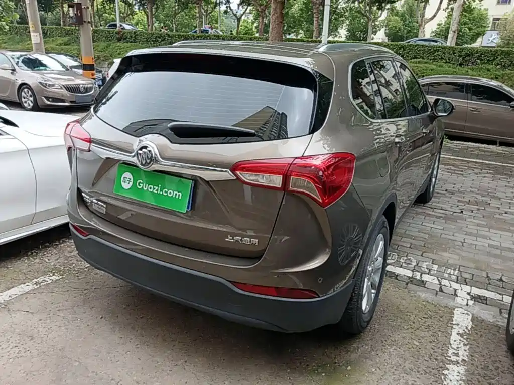 Buick Envision Plus — фото 7