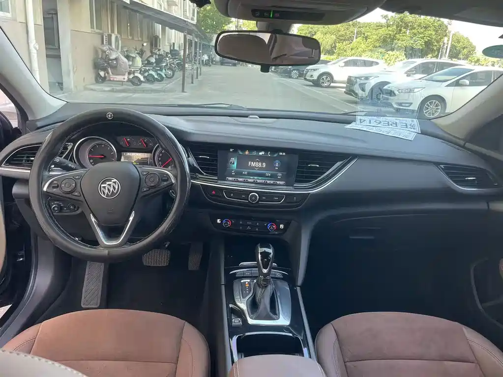 Buick Regal — фото 8