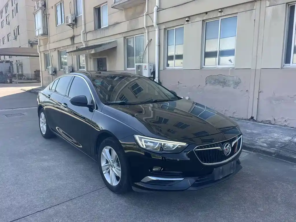 Buick Regal — фото 10