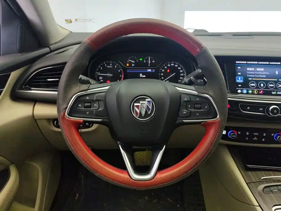 Buick Regal — фото 15
