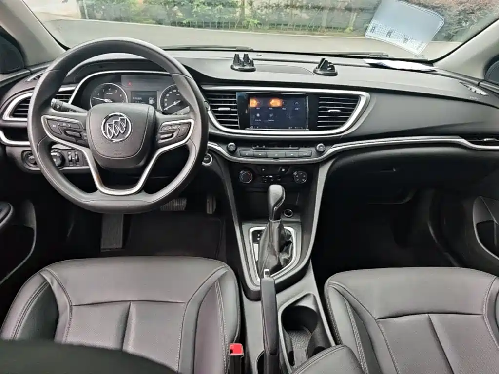 Buick Excelle — фото 10