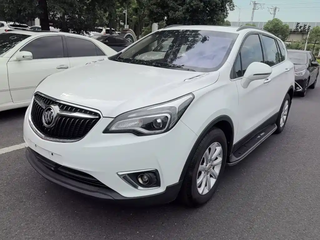 Buick Envision Plus — фото 2