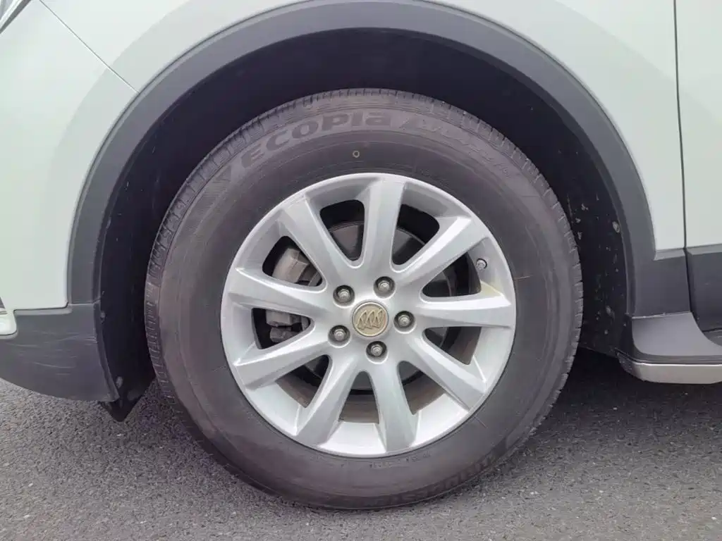 Buick Envision Plus — фото 23
