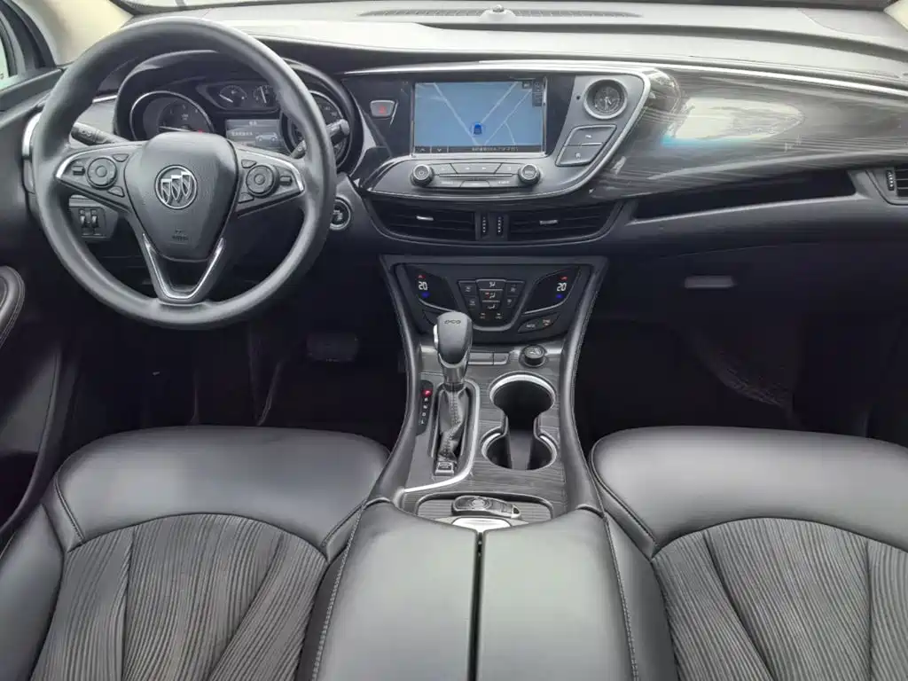 Buick Envision Plus — фото 10