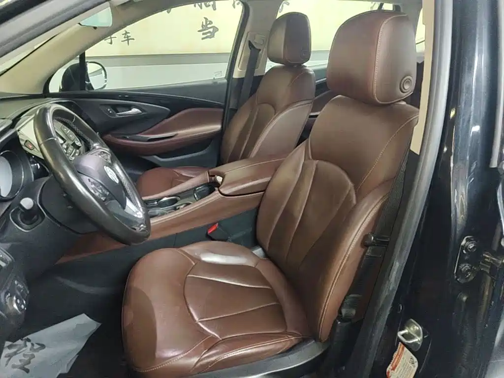 Buick Envision Plus — фото 15