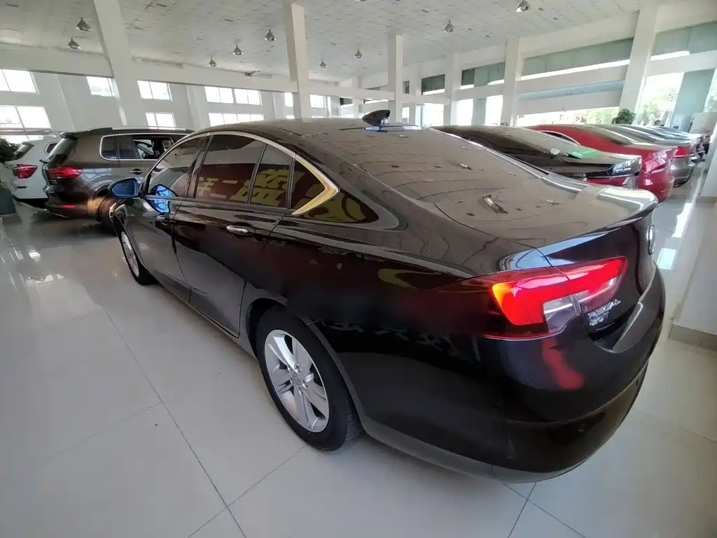 Buick Regal — фото 5