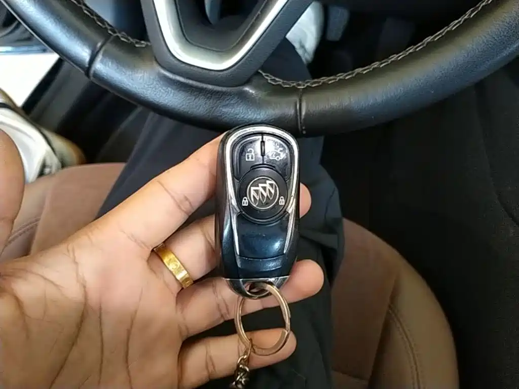 Buick Regal — фото 9