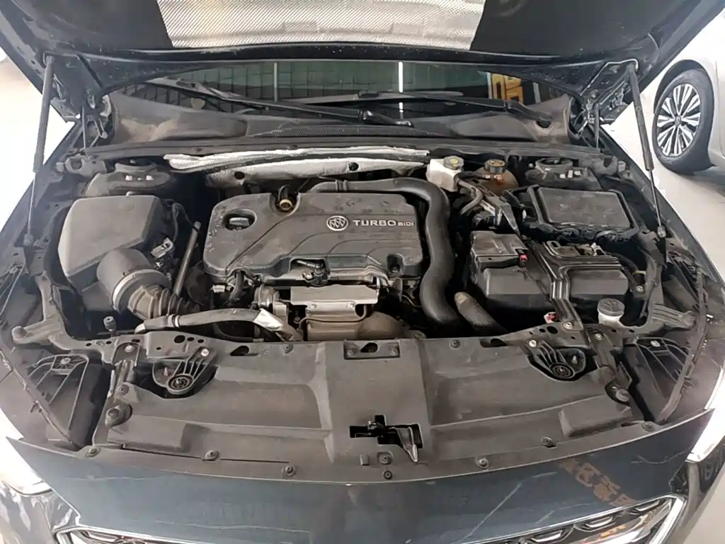 Buick Regal — фото 20