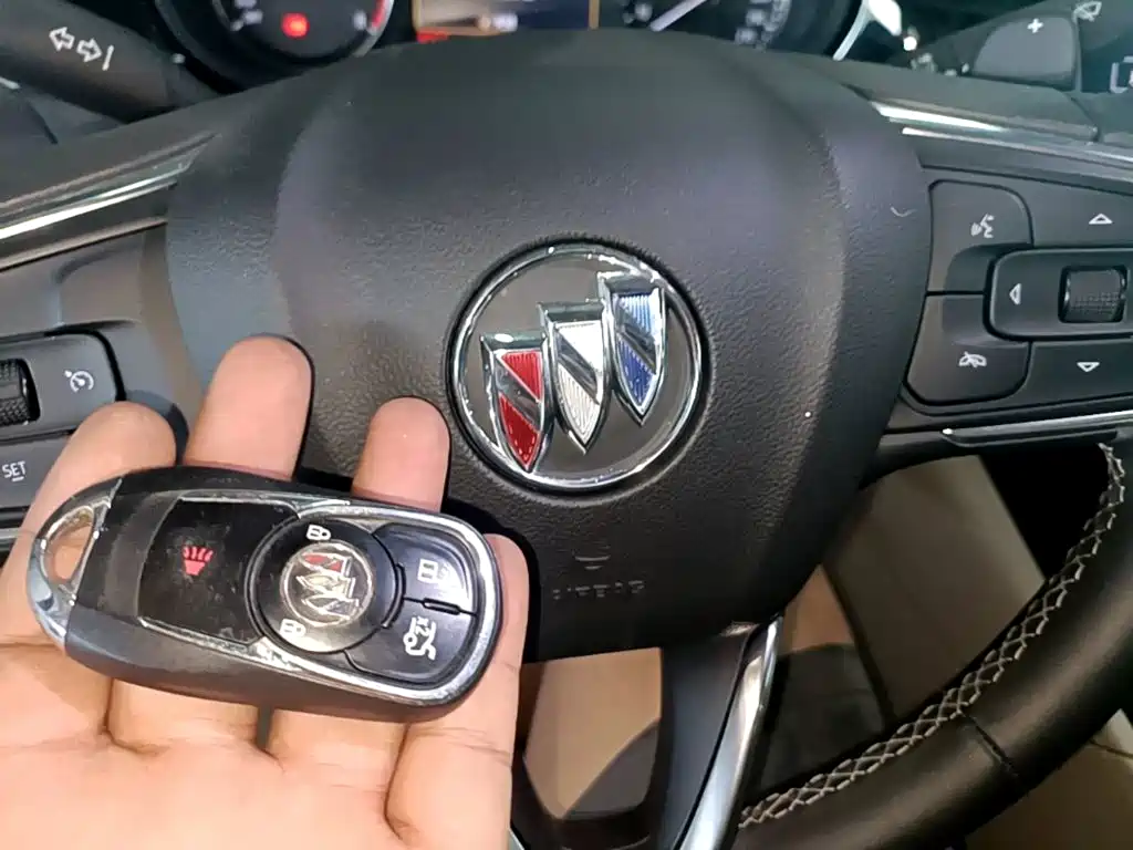 Buick Regal — фото 9