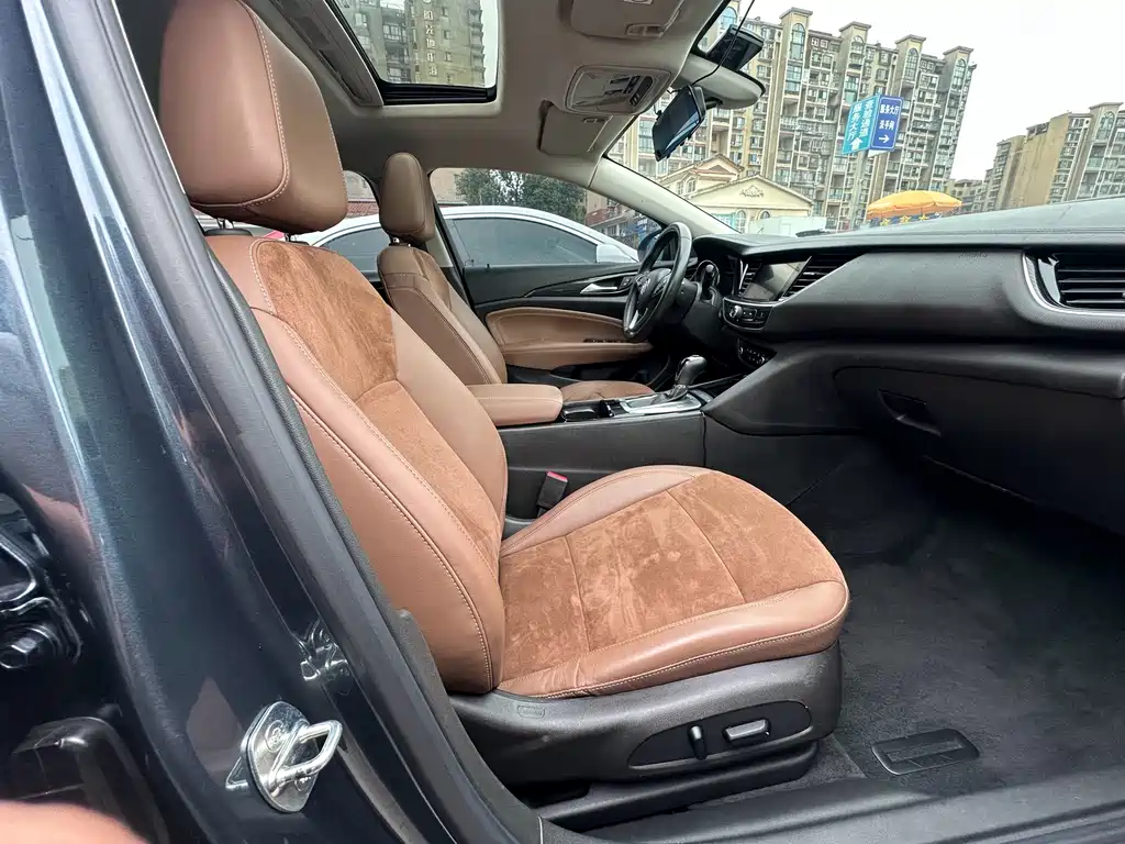 Buick Regal — фото 11