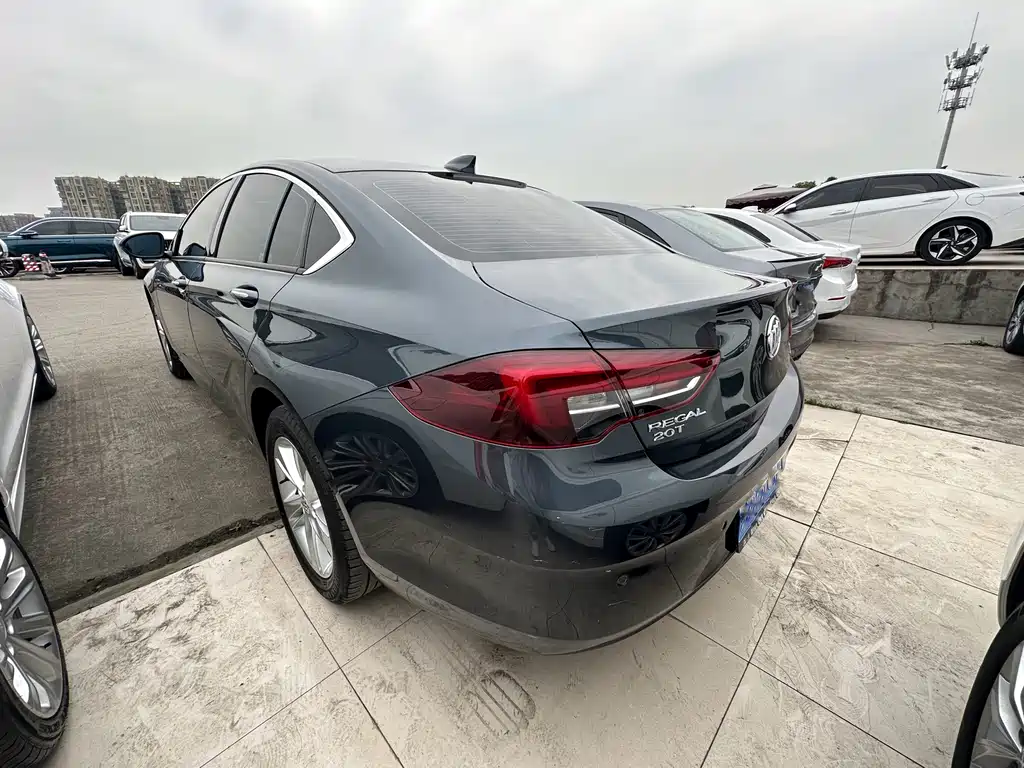Buick Regal — фото 14