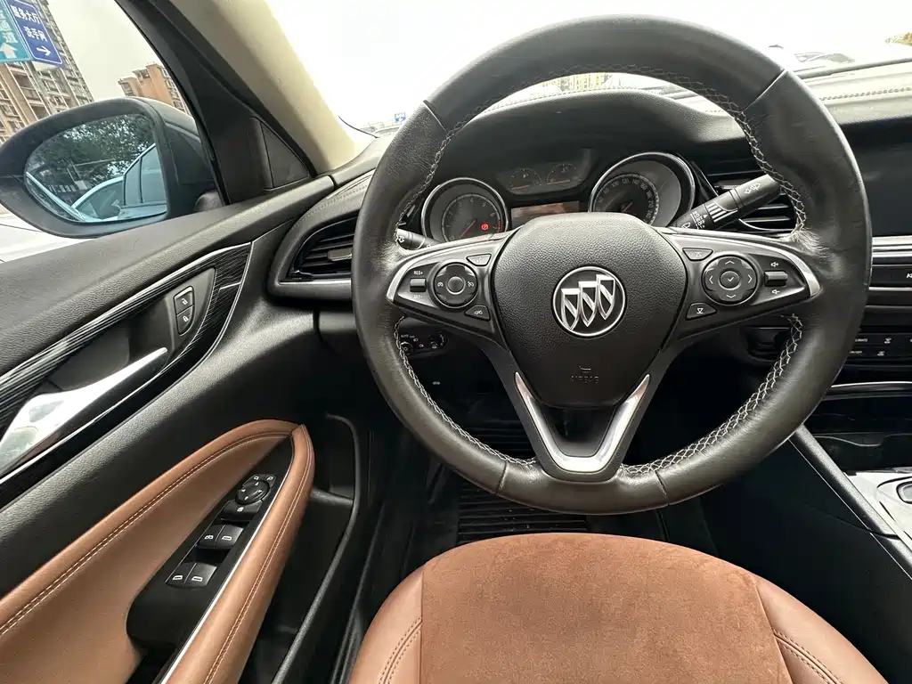 Buick Regal — фото 8