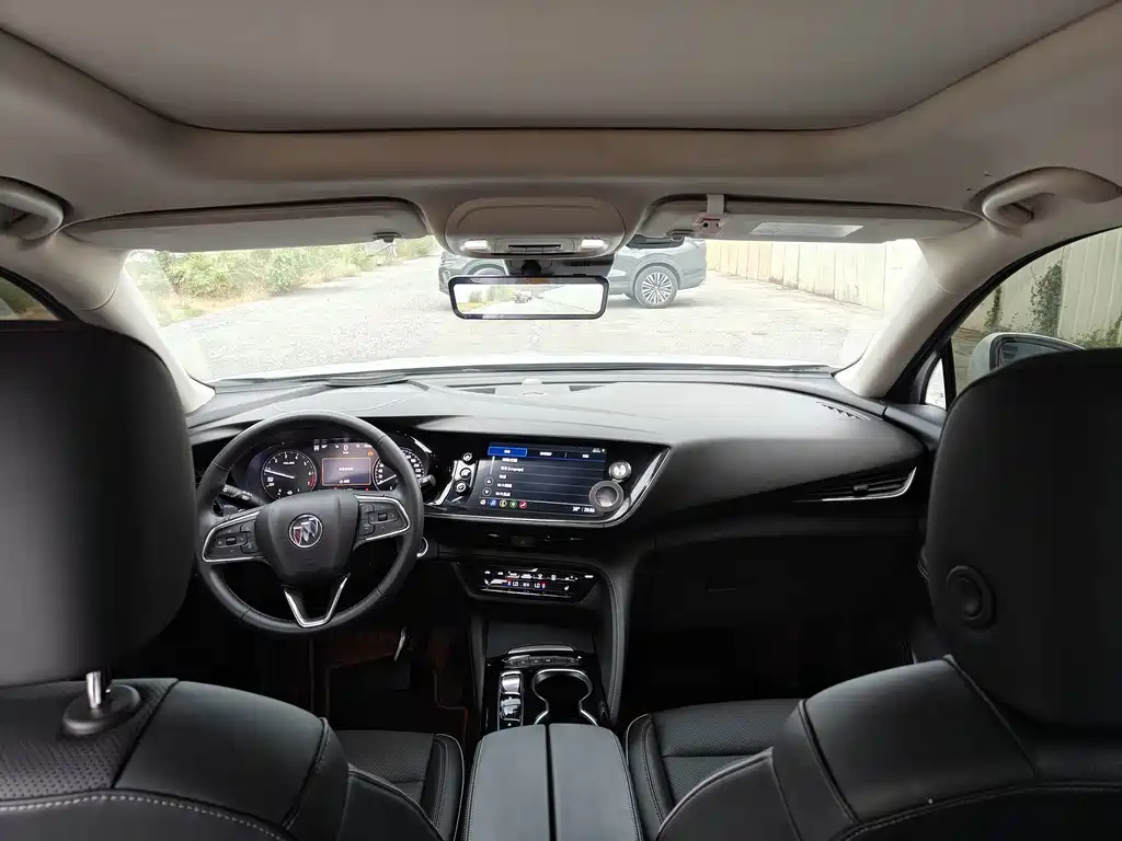 Buick Envision Plus — фото 9