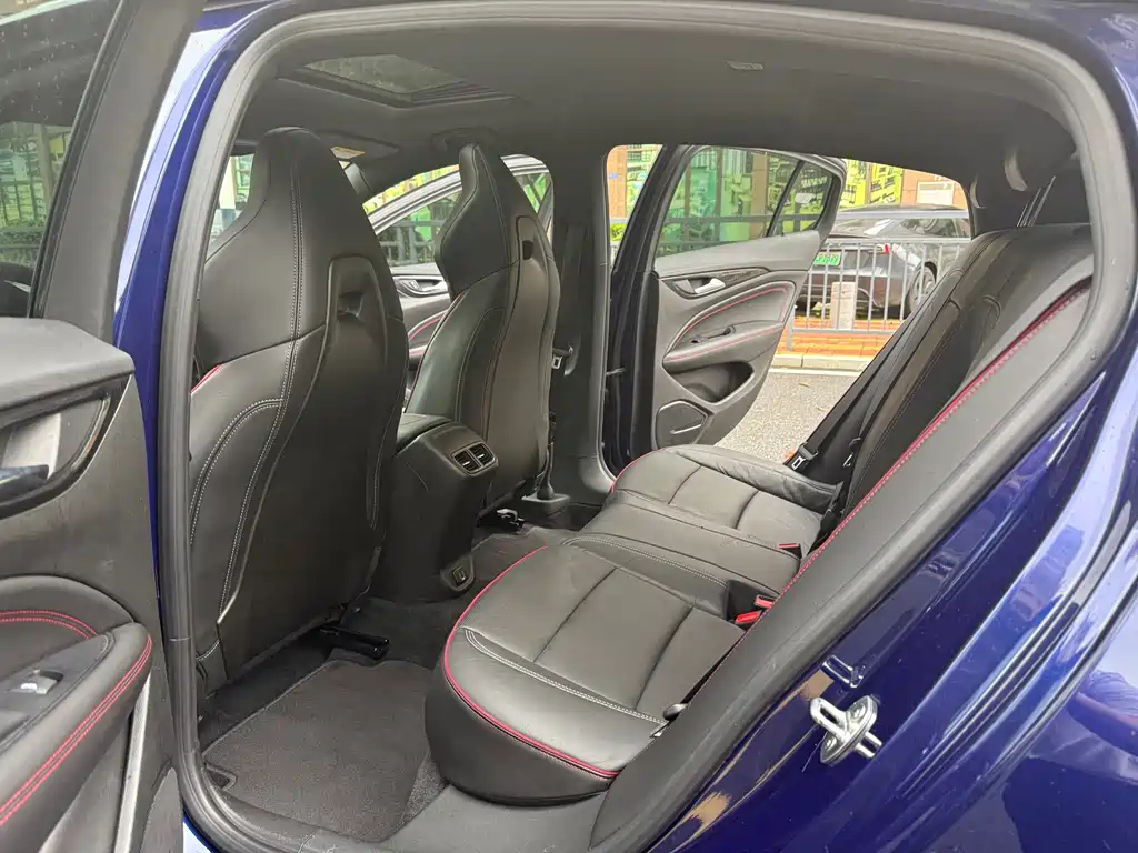 Buick Regal — фото 15