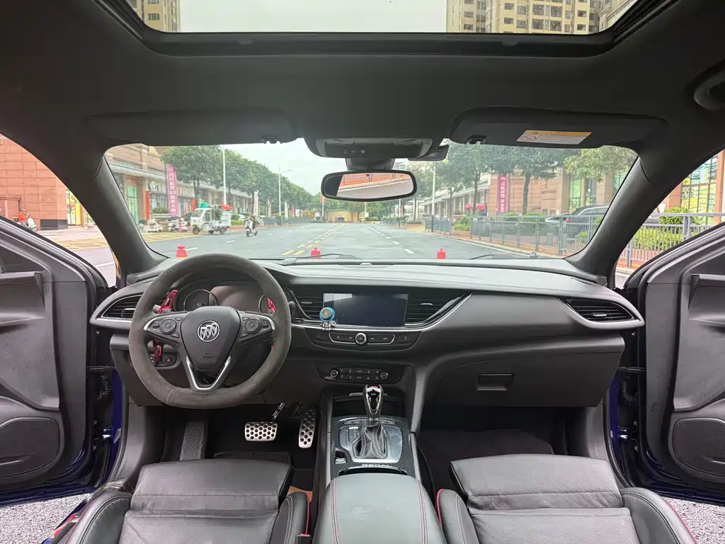 Buick Regal — фото 7