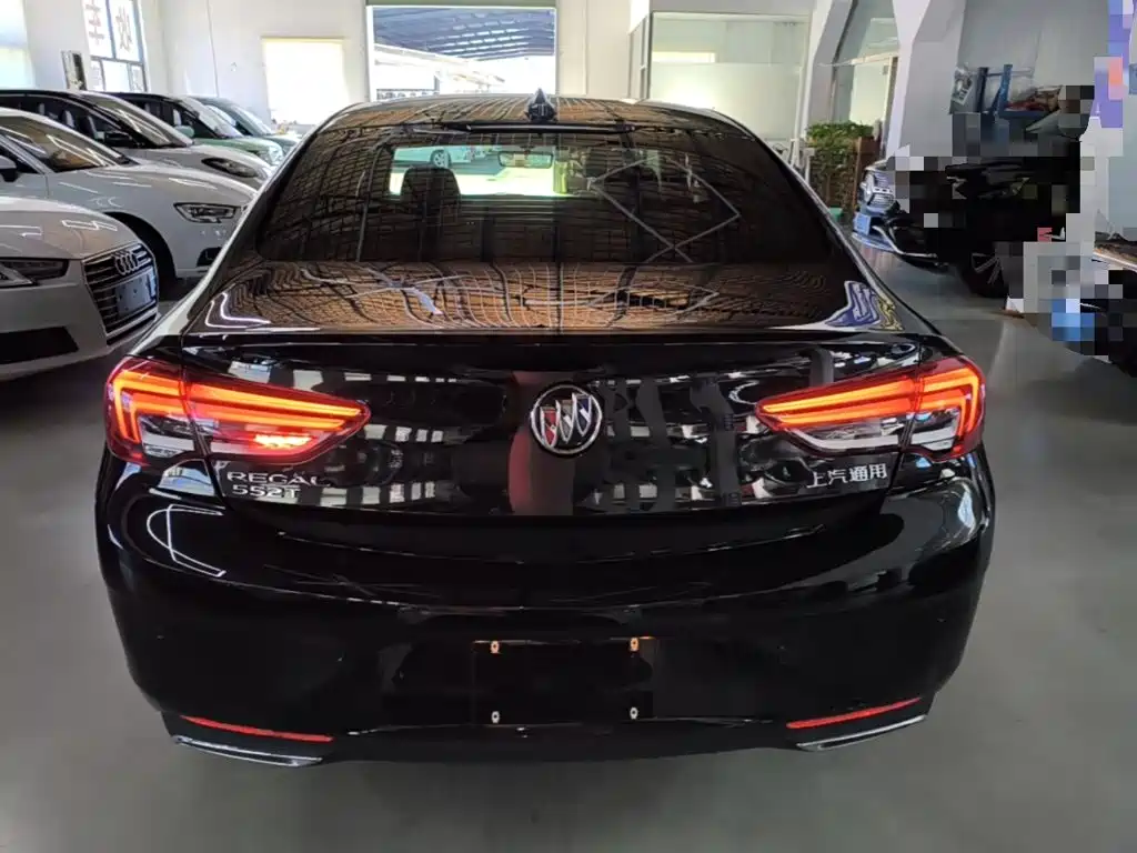 Buick Regal — фото 6
