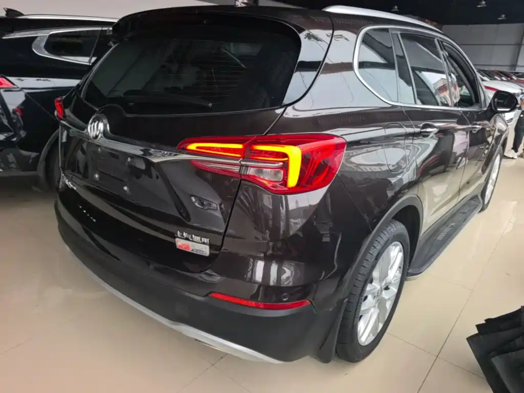 Buick Envision Plus — фото 7