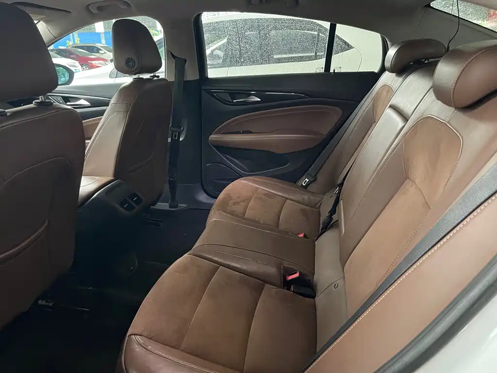 Buick Regal — фото 6