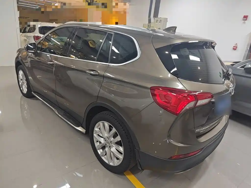 Buick Envision Plus — фото 5