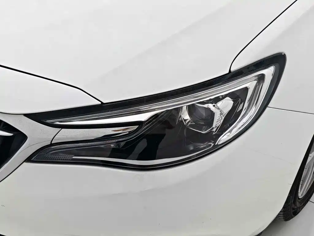 Buick Excelle — фото 10