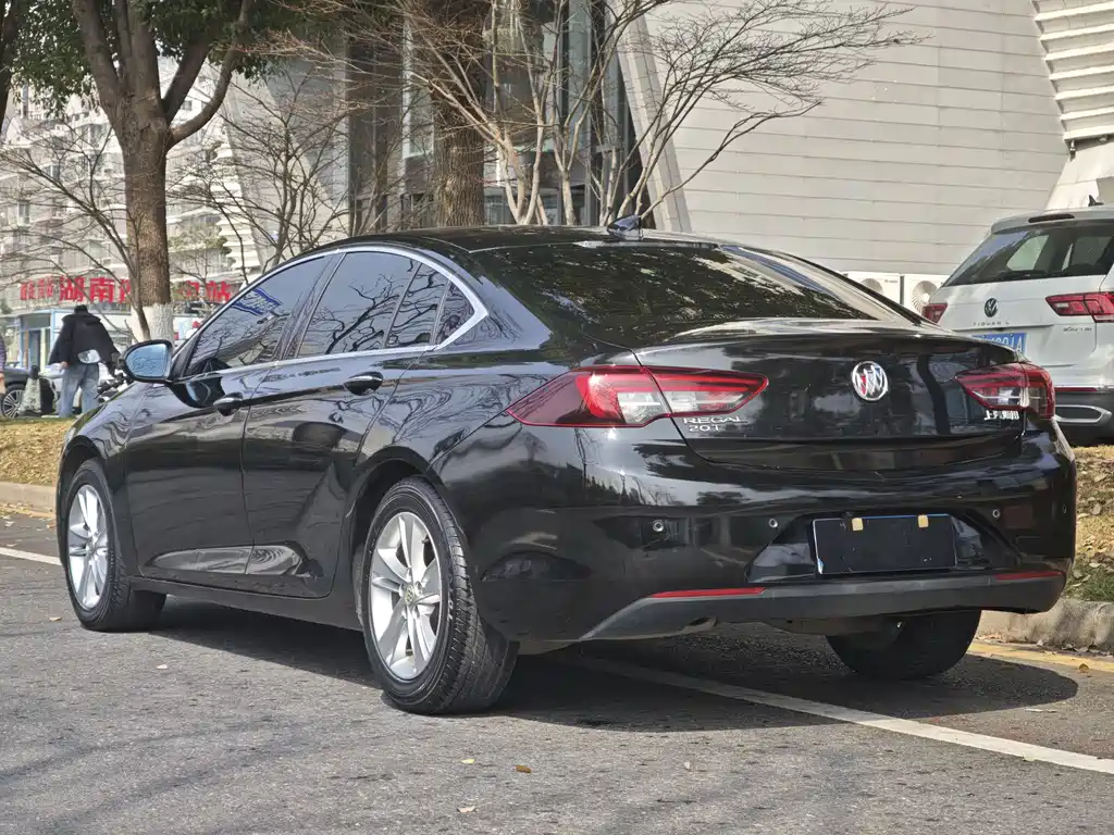 Buick Regal — фото 6