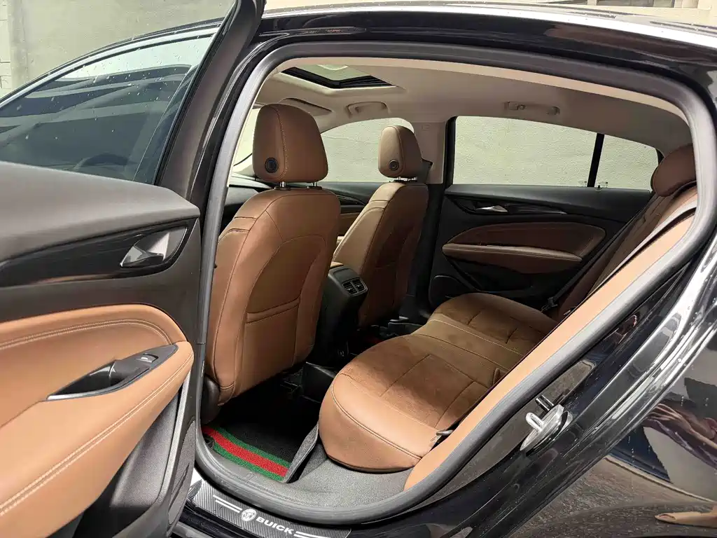 Buick Regal — фото 8