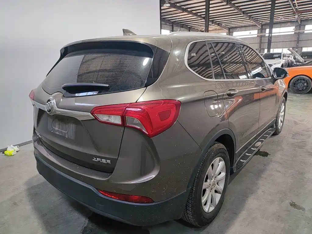 Buick Envision Plus — фото 5