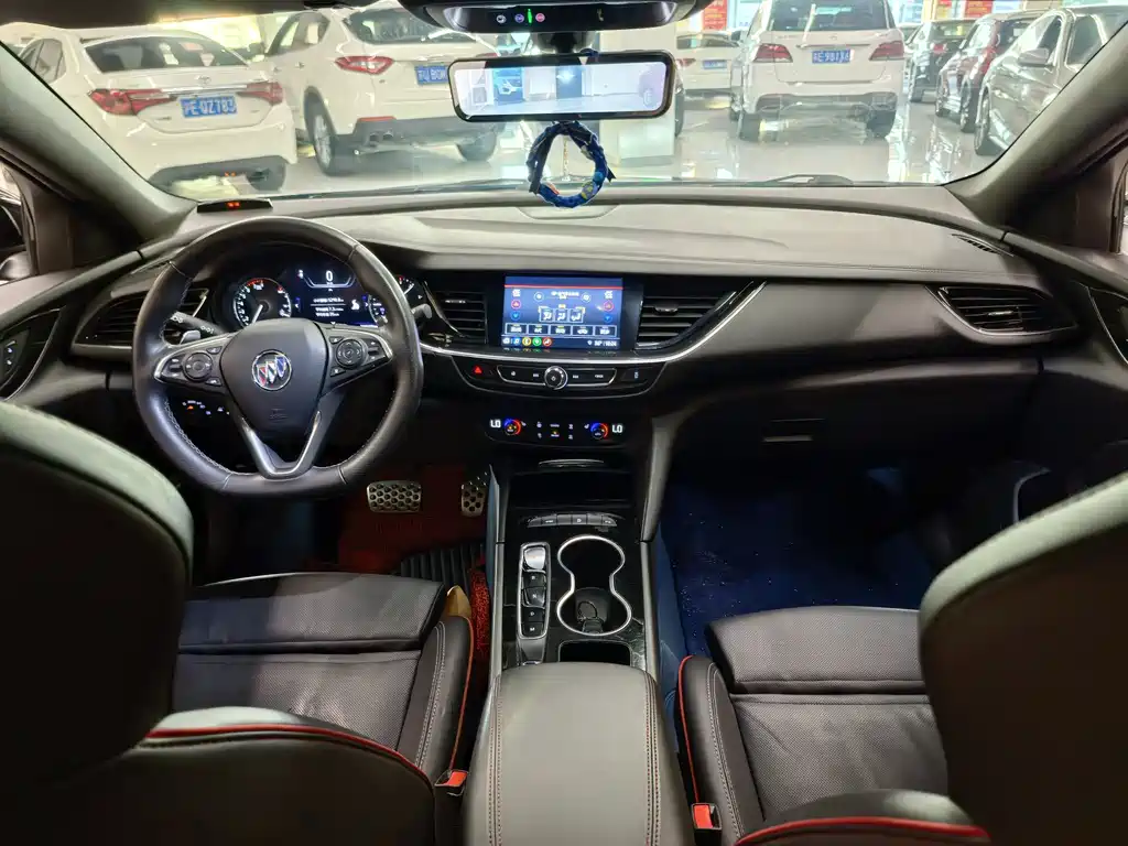 Buick Regal — фото 9