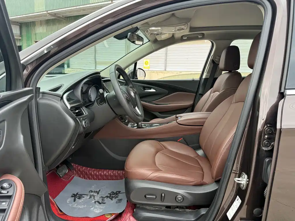 Buick Envision Plus — фото 9