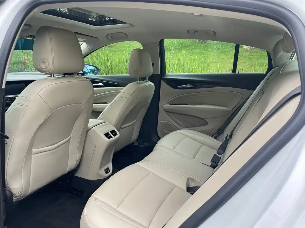 Buick Regal — фото 7