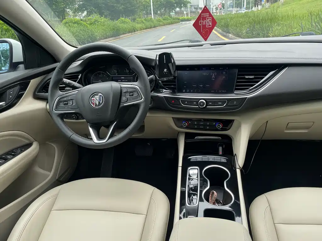 Buick Regal — фото 9