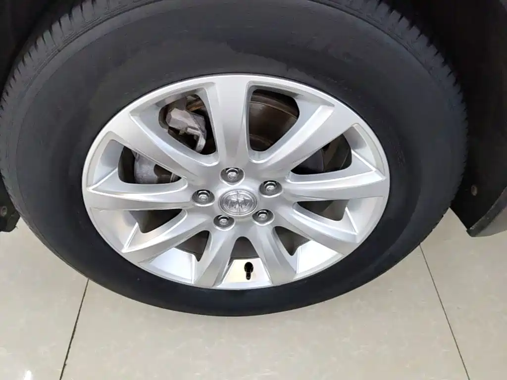 Buick Envision Plus — фото 23