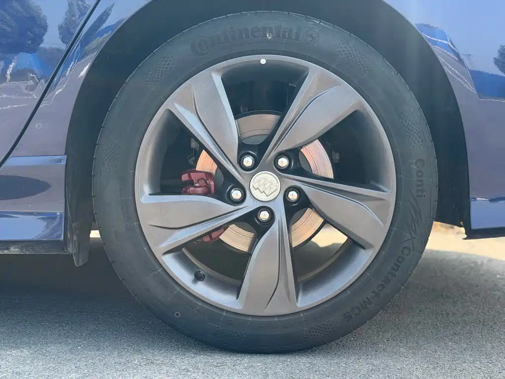 Buick Regal — фото 16