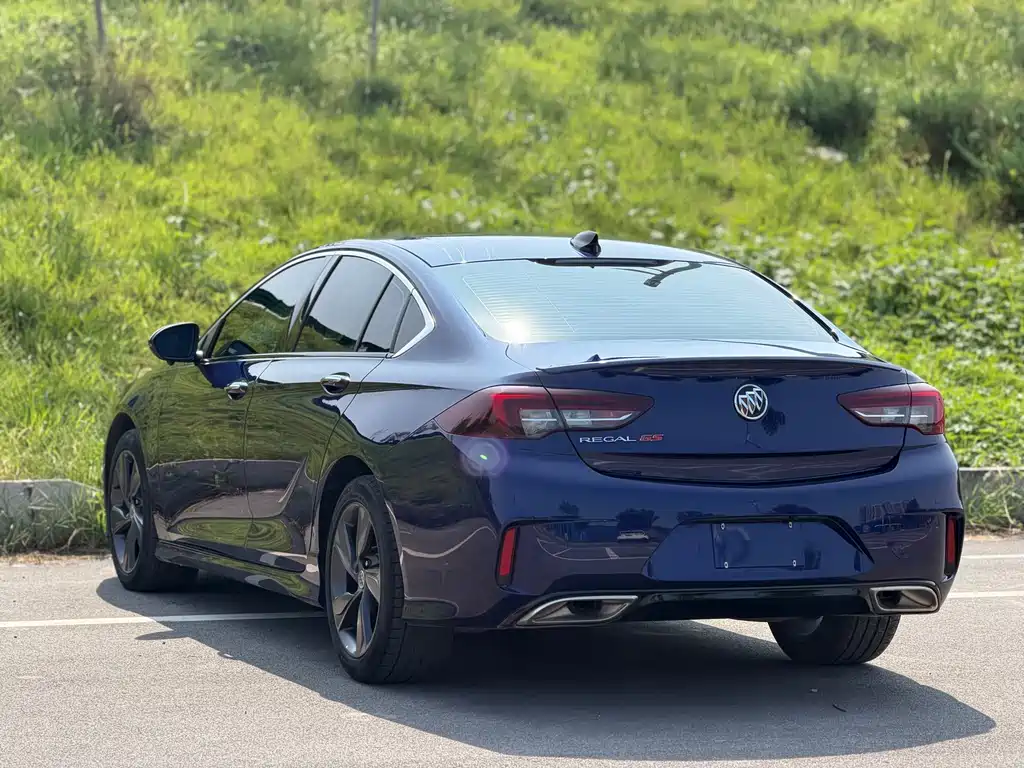 Buick Regal — фото 10