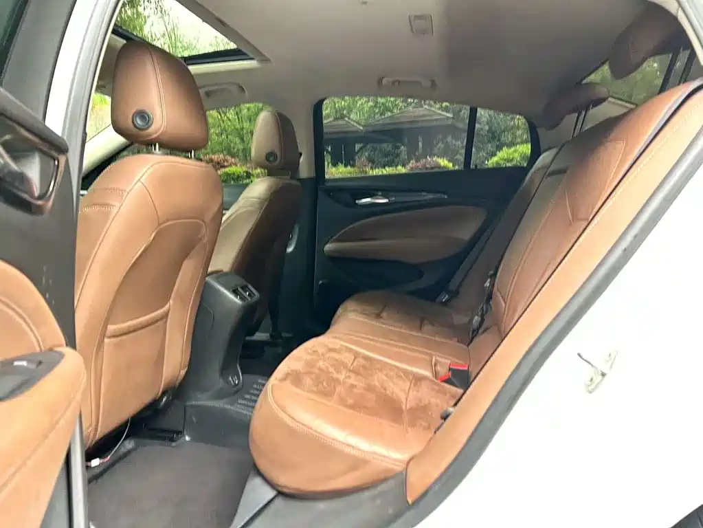 Buick Regal — фото 5