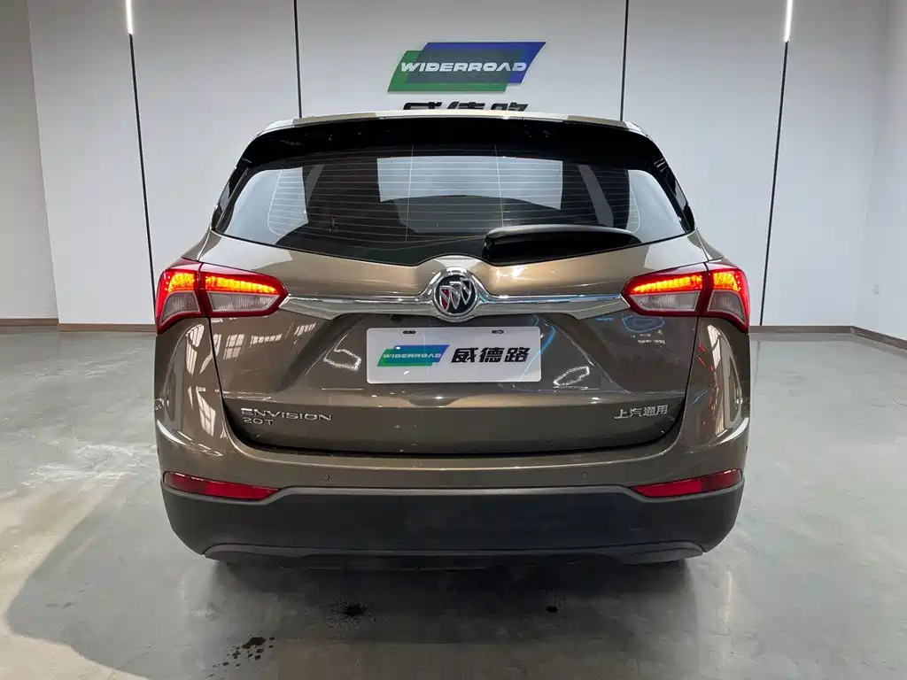 Buick Envision Plus — фото 4