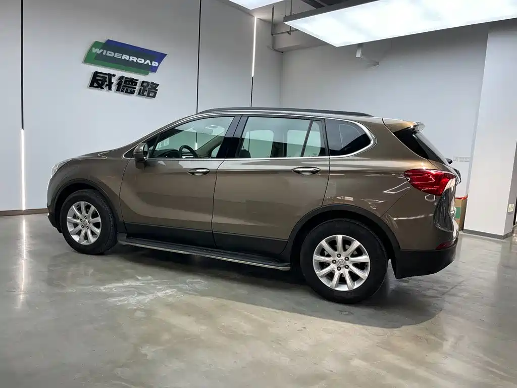 Buick Envision Plus — фото 7