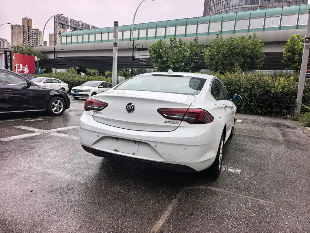 Buick Regal — фото 4