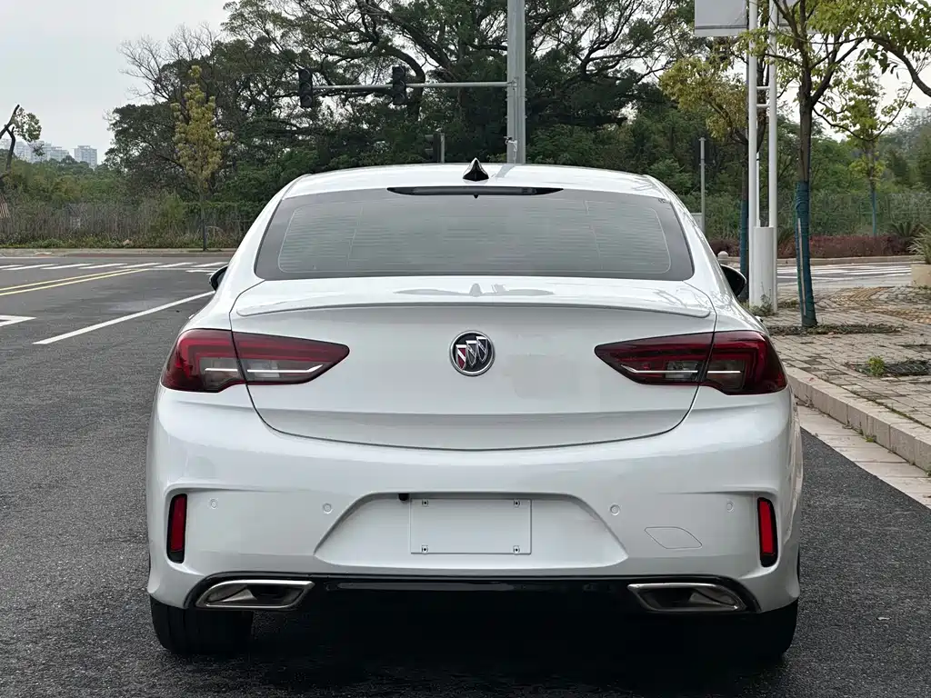 Buick Regal — фото 5